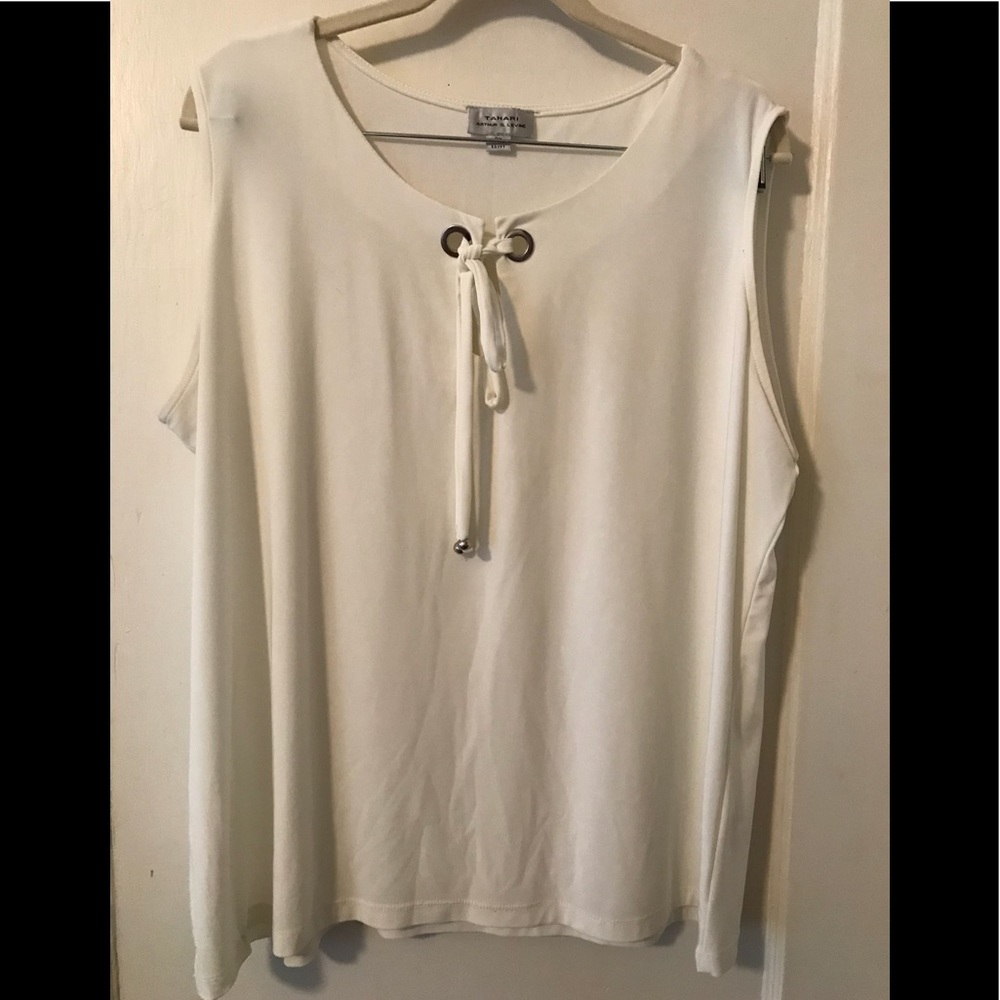 Tahari Arthur S. Levine 2x Cream Shell